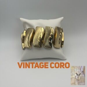 Vintage Gold Tone Coro Expansion Bracelet